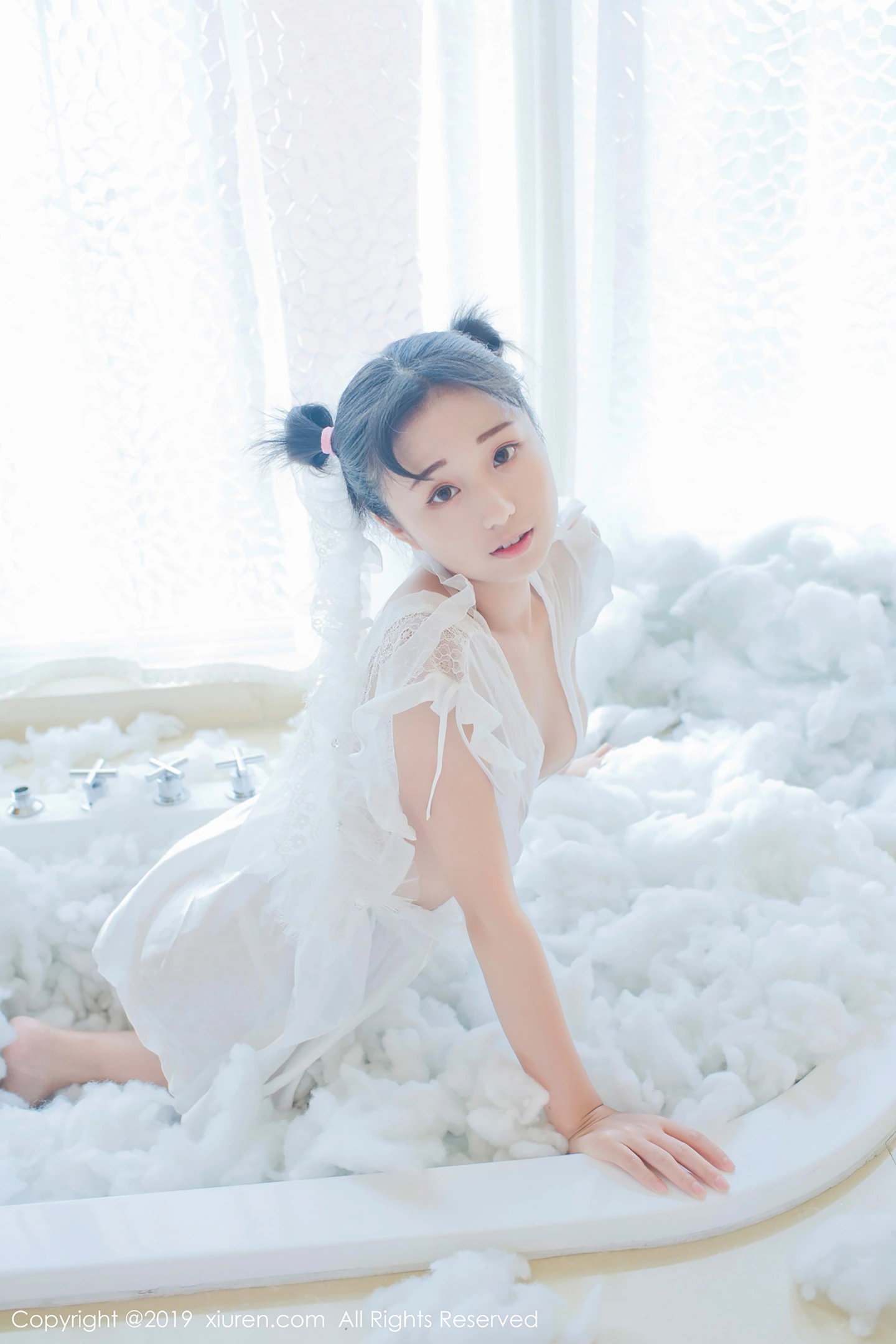 图片[2]-[XiuRen秀人网]VOL.1313 豪乳嫩模仓井优香私房白色蕾丝薄纱露傲人豪乳撩人诱惑写真45P-秀人网官方网站